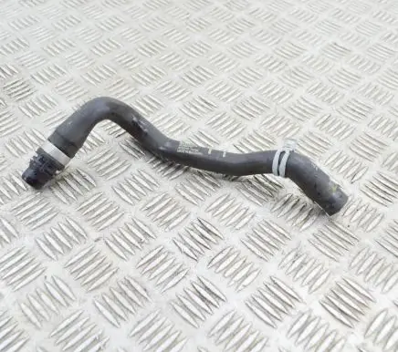 Volvo XC40 Engine coolant pipe/hose 32252707