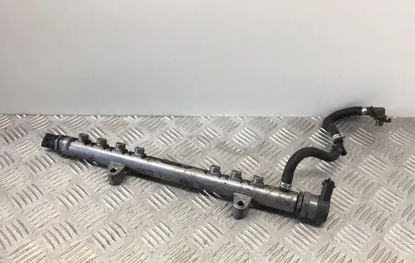 Volvo S60 Fuel main line pipe 0445215025 793103L5 793103