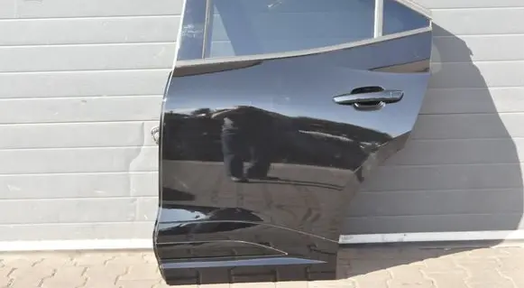 Opel Mokka B Rear door 
