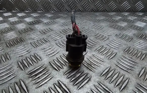 Coolant temperature sensor