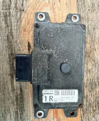 Nissan Qashqai Gearbox control unit/module EMU10-000N