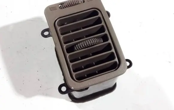 Mitsubishi Pajero Sport I Dash center air vent grill