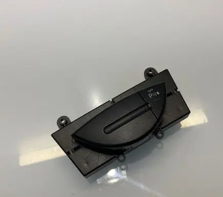 Mercedes-Benz E W211 Parking (PDC) sensor switch 2118216958 03751222 A2118216958