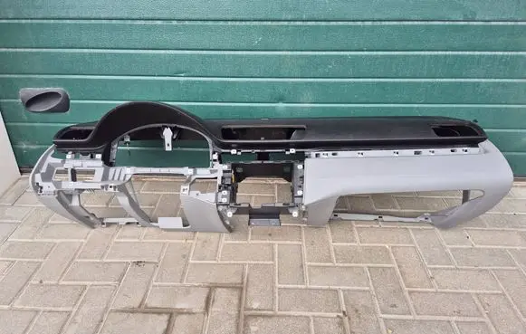 Volkswagen PASSAT B7 Dashboard 3C1857003QT 3C1857009 3C1857003