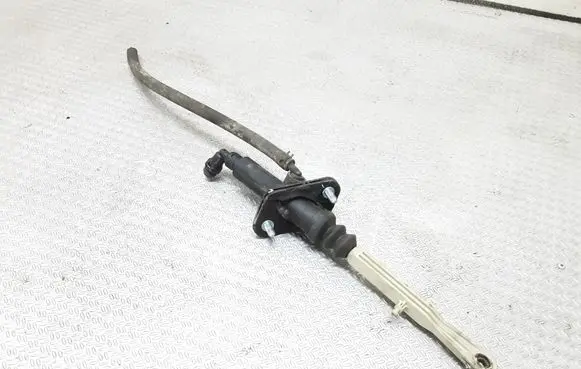 Volvo S60 Clutch master cylinder 