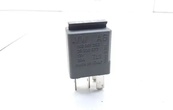 Volkswagen Golf VI Hazard warning light relay 1K0951253 29200077