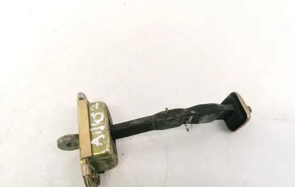 Mitsubishi Carisma Rear door check strap stopper