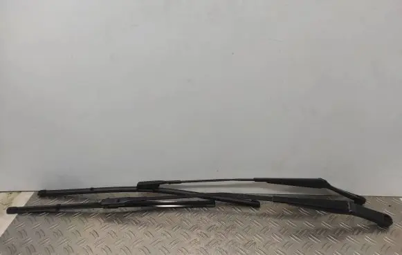Audi A6 S6 C7 4G Front wiper blade arm 4G2955407B