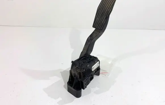 Opel Astra H Accelerator throttle pedal 9157998