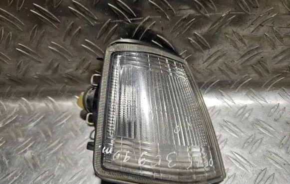 Peugeot 309 Front indicator light 0D062