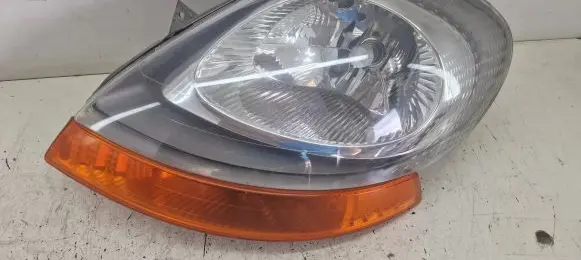 Renault Trafic II (X83) Headlight/headlamp 7700311371