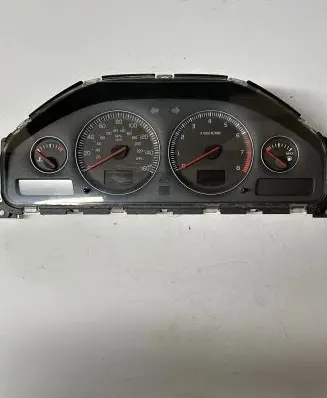 Volvo V70 Speedometer (instrument cluster) 30746103 69594730T 8602884