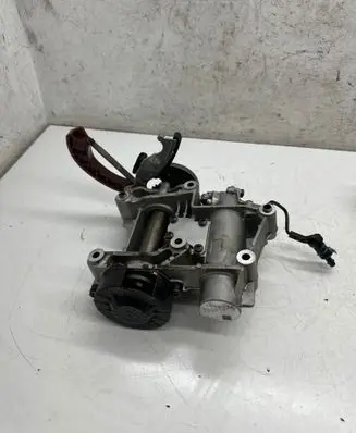 Porsche Macan (95B) Oil pump 94610701335 T946036