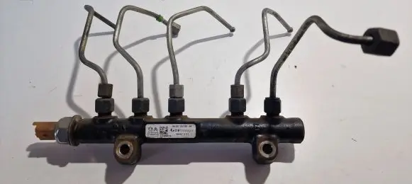 Peugeot 3008 I Fuel main line pipe 9804776780 28497Z01 172480519