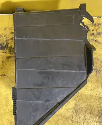 Peugeot 308 SW Battery box tray 
