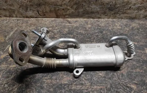 Mercedes-Benz Citan W415 EGR valve cooler 147350364R