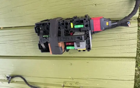 Citroen DS3 Fuse module SAAS