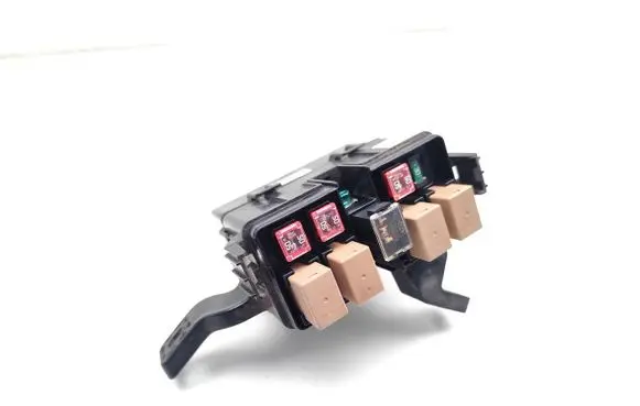 KIA Sorento Fuse module 912402P021 919412W120