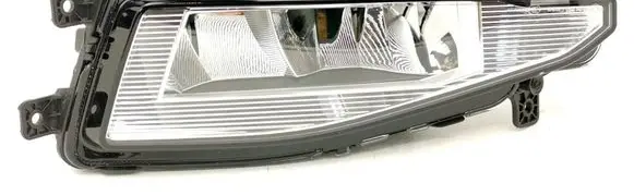 Volkswagen PASSAT B8 Front fog light 3G0941700