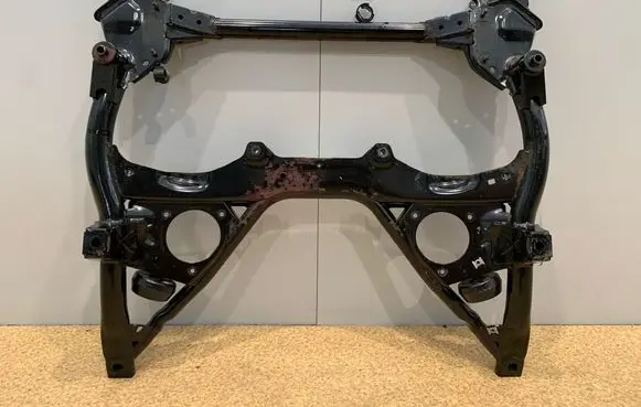 BMW 3 F30 F35 F31 Front subframe 6872118