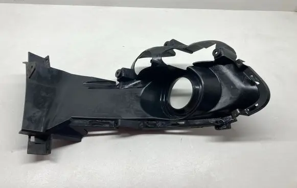 Ford Mustang VI Front fog light trim/grill FR3B17B969AC