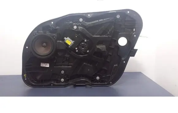 Hyundai i40 Front door window regulator with motor 813203Z020