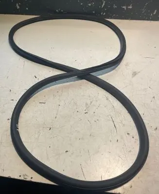 Opel Zafira C Rubber seal front coupe door