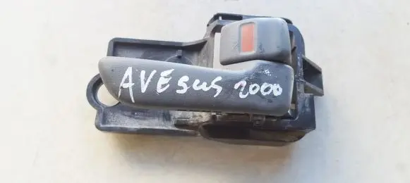 Toyota Avensis T220 Front door interior handle 6920505020a 69205-05020a