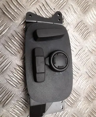 Land Rover Discovery 5 Seat control switch PGJ3214B566FC