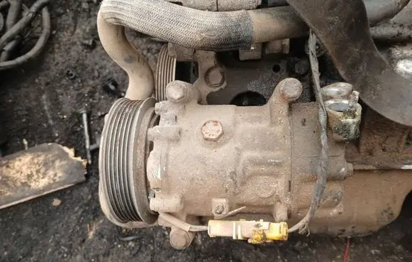 Citroen C3 Air conditioning (A/C) compressor (pump) 9655191680