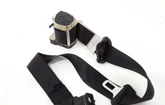 Opel Astra G Front seatbelt
