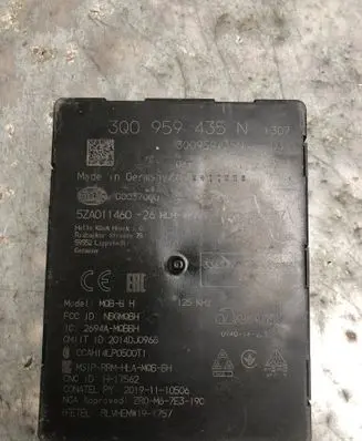 Volkswagen Golf VII Keyless (KESSY) go control unit/module 3Q0959435N
