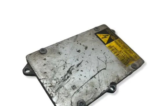 Audi A6 S6 C6 4F Headlight ballast module Xenon 5DV00829000