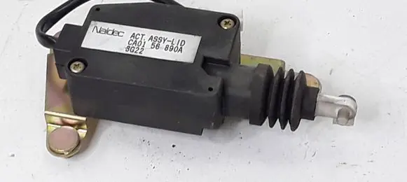 Mazda Xedos 6 Central locking motor CA0156890A