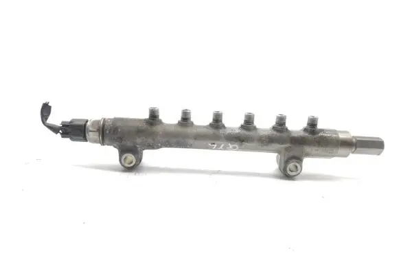 Fuel main line pipe