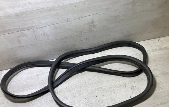 Mini Clubman F54 Trunk rubber seal (body) 7344213