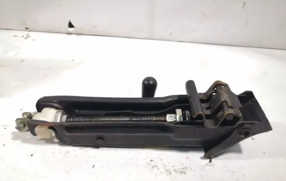Skoda Octavia Mk2 (1Z) Lift Jack 