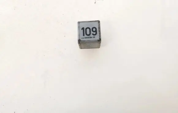 Volkswagen Golf IV Other relay 1j0906381a v23134-b63-x396