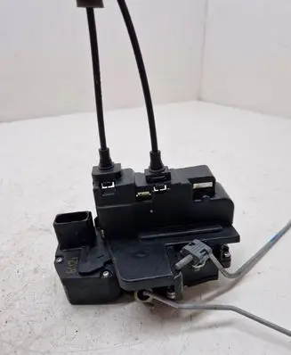 Chevrolet Captiva Front door lock