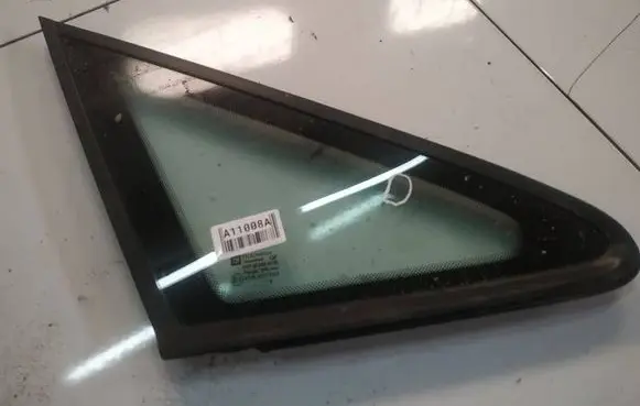 Opel Zafira A Front triangle window/glass as2