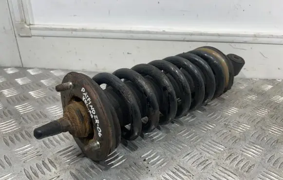 Nissan Pathfinder R51 Front shock absorber/damper