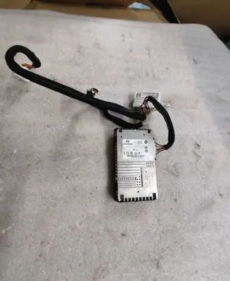 Hyundai Santa Fe Wireless charging module 