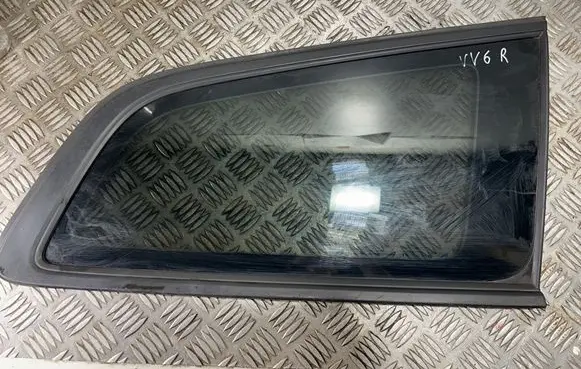 Volvo V60 Rear side window 32132157