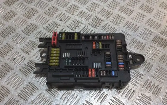 BMW X4 F26 Fuse module 926111103