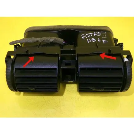 Opel Astra G Dash center air vent grill 90560344