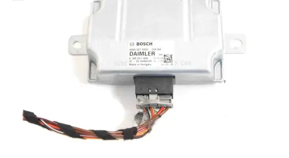 Mercedes-Benz Vito Viano W639 Voltage converter/converter module A9068270005