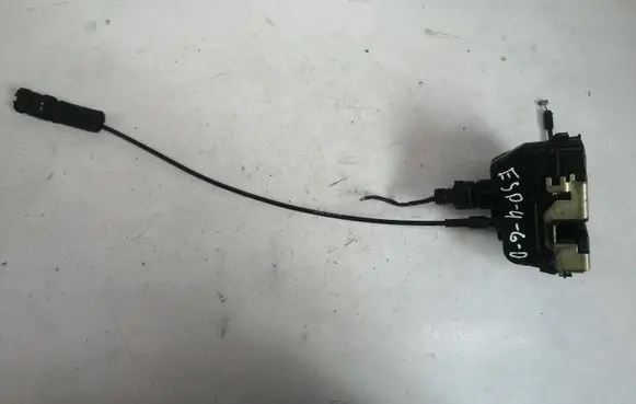 Renault Espace - Grand espace IV Rear door lock 017964Z98