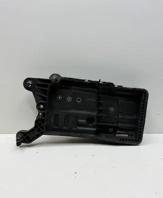 Volkswagen Touran III Battery box tray 5QF915331C 5QF915321C 5QF915325B