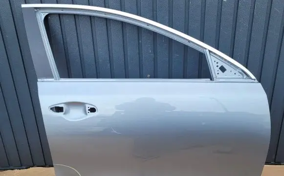 KIA Xceed Front door