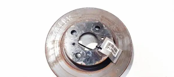Toyota Yaris Front brake disc ventiliuojamas